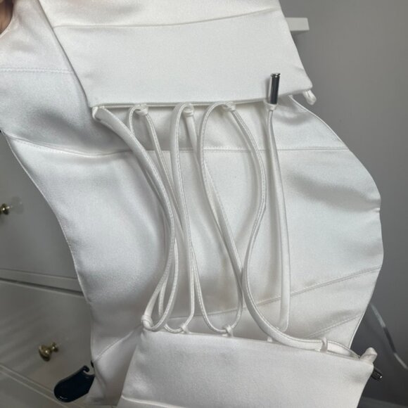 Rosie Etienne - EVERLY - Picture 7 of 13